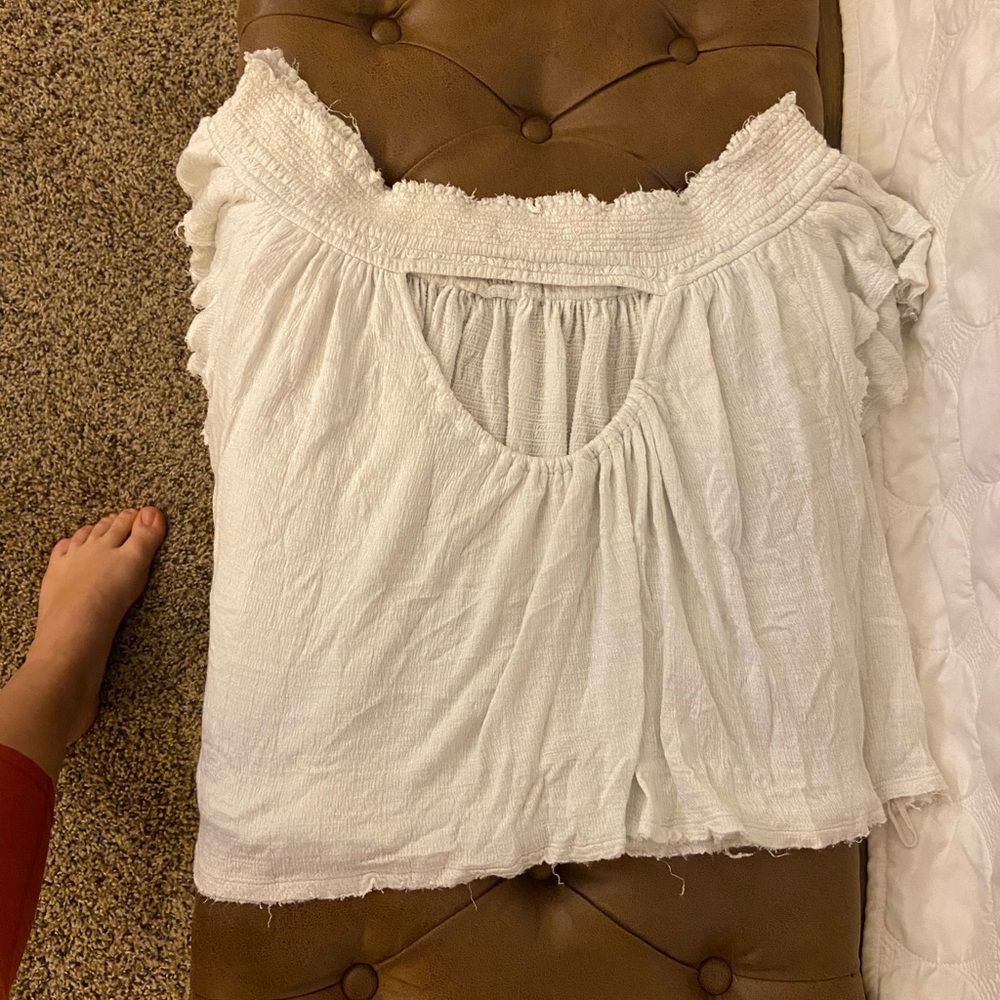 Free people off the shoulder frayed top-XL